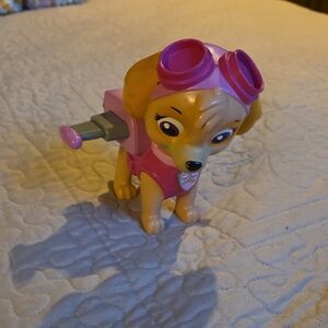 Paw Patrol Action Pack Pup Skye